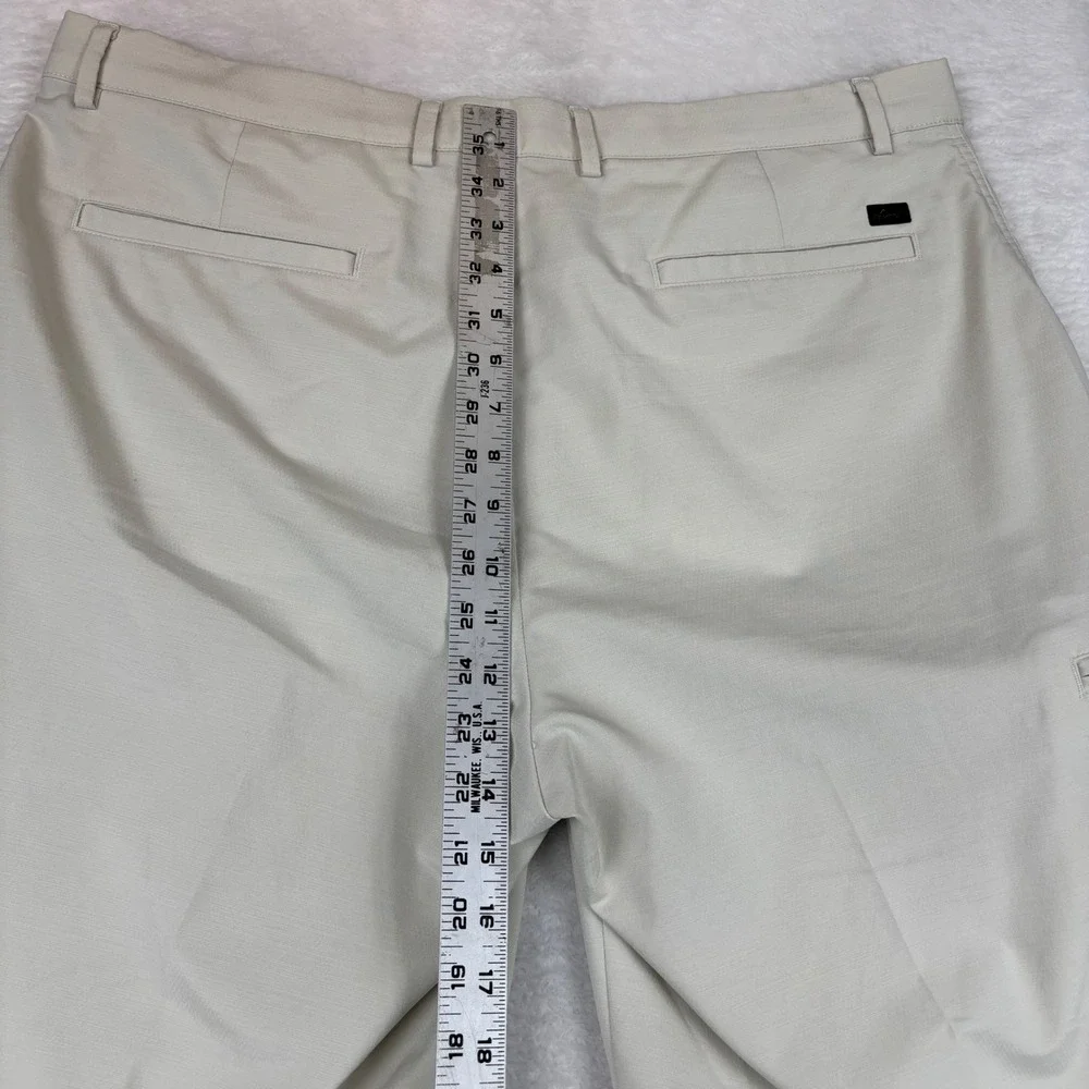 Greg Norman Mens Golf Shorts Stone Beige Size 38 Performance Flat Back Shark